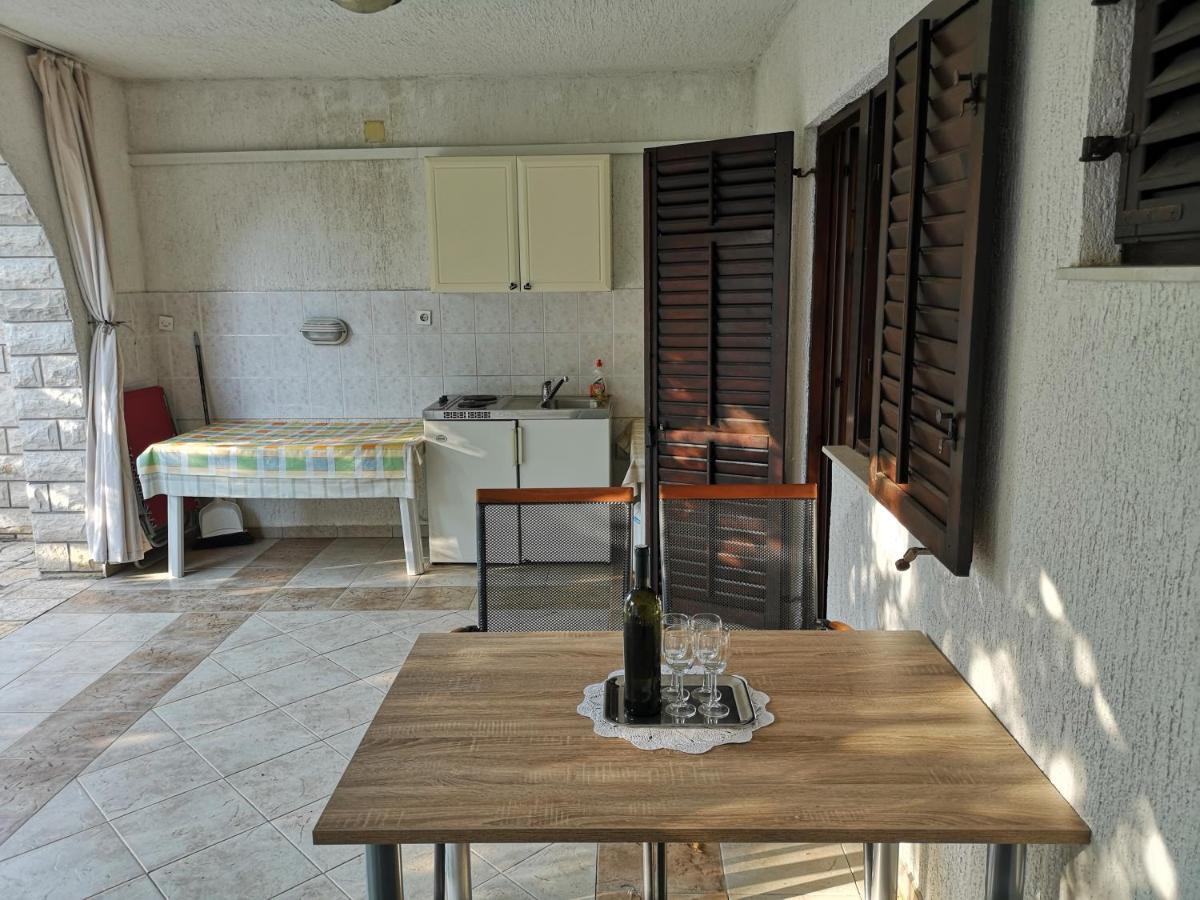 Villa Nina Seline Exteriér fotografie