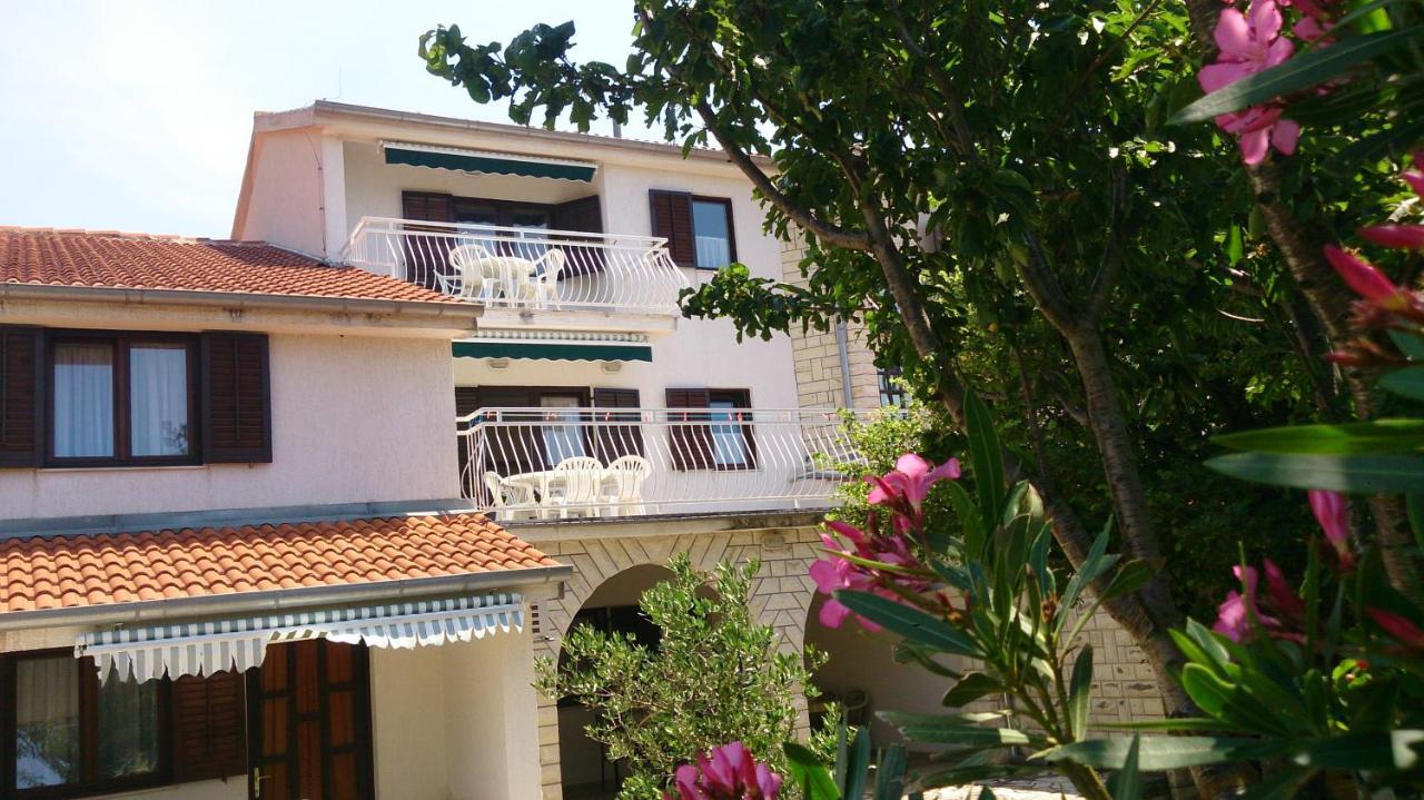 Villa Nina Seline Exteriér fotografie