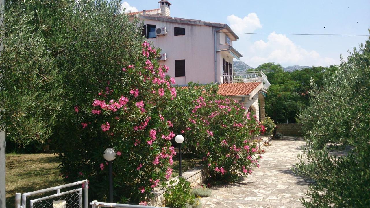 Villa Nina Seline Exteriér fotografie