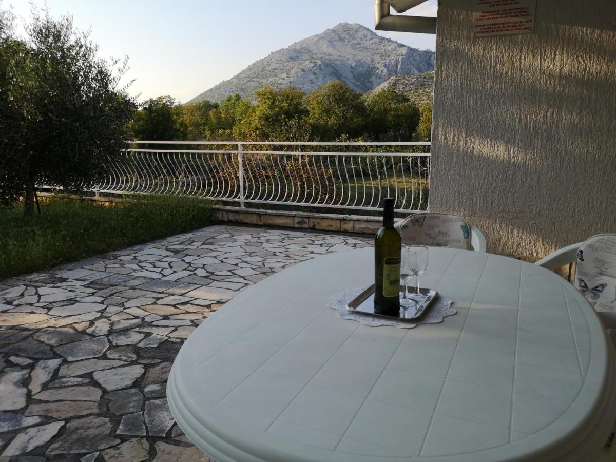 Villa Nina Seline Exteriér fotografie
