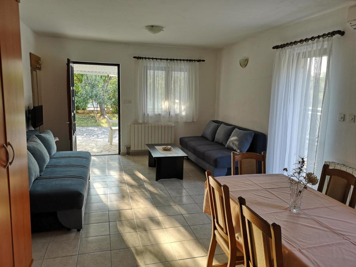 Villa Nina Seline Exteriér fotografie